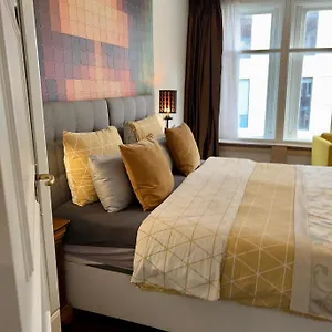 Bed & Breakfast 4 Guestrooms, Amsterdam
